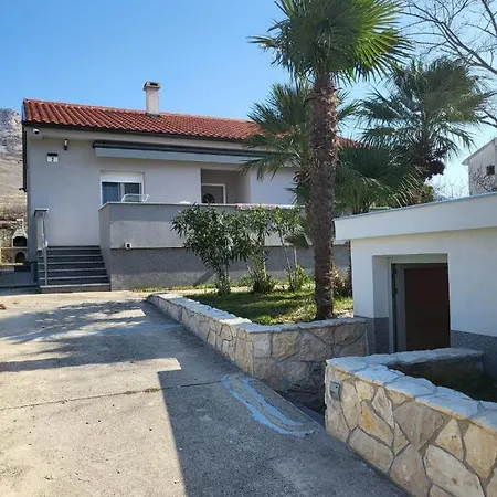 Apartment Aja - Kuca Sa Vrtom Draga Bascanska